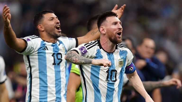 Lionel Messi hat Kumpel Sergio Aguero einen satten Gewinn beschert.