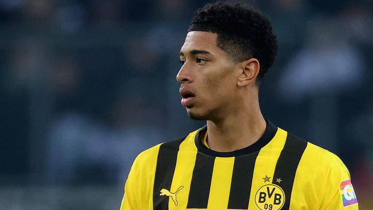 Jude bellingham wechselt 2020 von Birmingham City zu Borussia Dortmund.