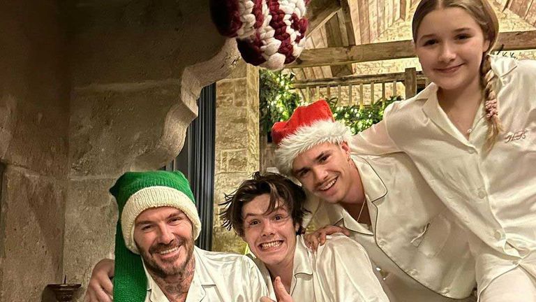 Ex-England-Star David Beckham mit seinen Söhnen Cruz und Romeo sowie Tochter Harper. Quelle: Instagram/Romeo Beckham.