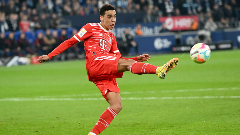 Der FC Bayern will den Vertrag mit Jamal Musiala bald verlängern.