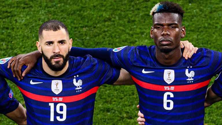 Karim Benzema (l.) und Paul Pogba verpassten die WM 2022 in Katar. 
