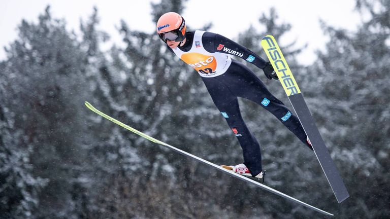 Erfolg auf der Heimschanze: In Titisee-Neustadt erreichte Karl Geiger den dritten Platz