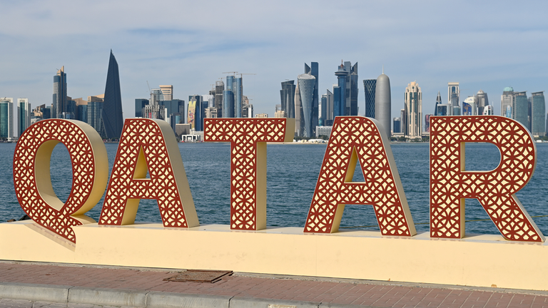 Die Tischtennis-WM findet 2025 in Katar statt.