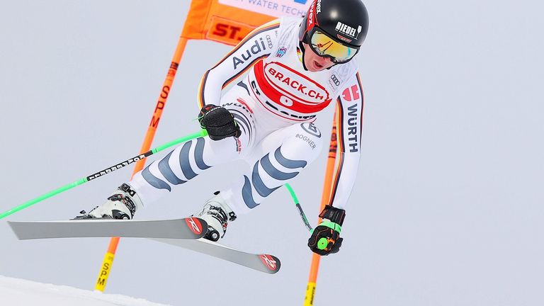 Skirennläuferin Kira Weidle rast in St. Moritz auf das Podest.