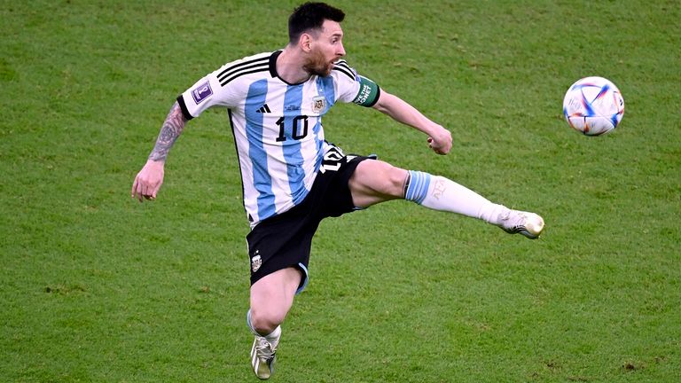 Lionel Messi steht vor seinem 1000. Pflichtspiel.