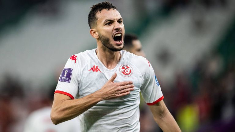 TUNESIEN: Montassar Talbi (FC Lorient) - Der 24-jährige Abwehrspieler zeigte starke Leistungen bei der WM. Tunesien kassierte in der Vorrunde nur ein Gegentor, musste aber dennoch nach drei Spiele wieder nach Hause.