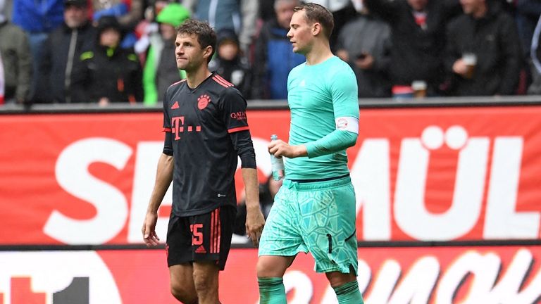 Thomas Müller meldete sich gleich auf Social Media um Neuer eine schnelle Genesung zu wünschen.