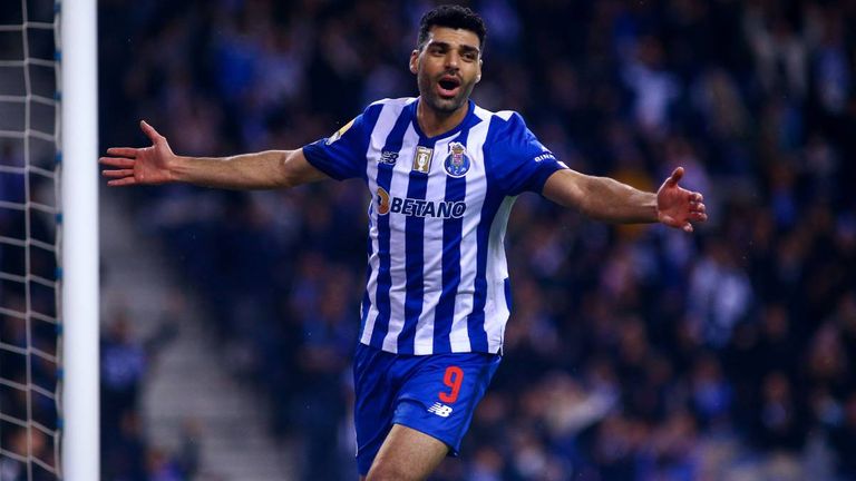 Platz 1: ;Mehdi Taremi (FC Porto/Iran) - 37 Tore in 51 Pflichtspielen