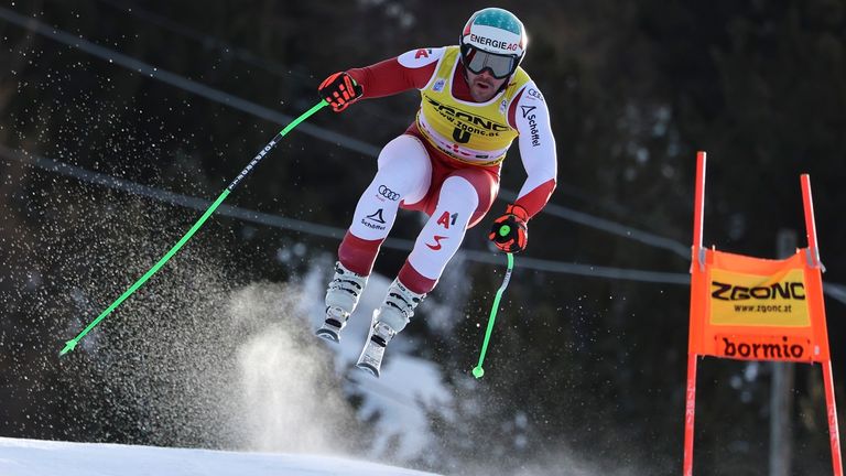 Der Österreicher Vincent Kriechmayr gewinnt die Weltcup-Abfahrt in Bormio (Italien).
