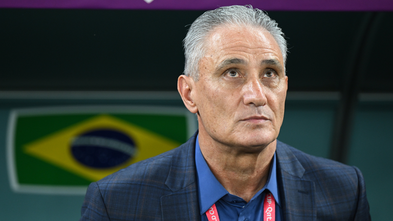Brasilien-Trainer Tite tritt nach WM-Aus zurück.