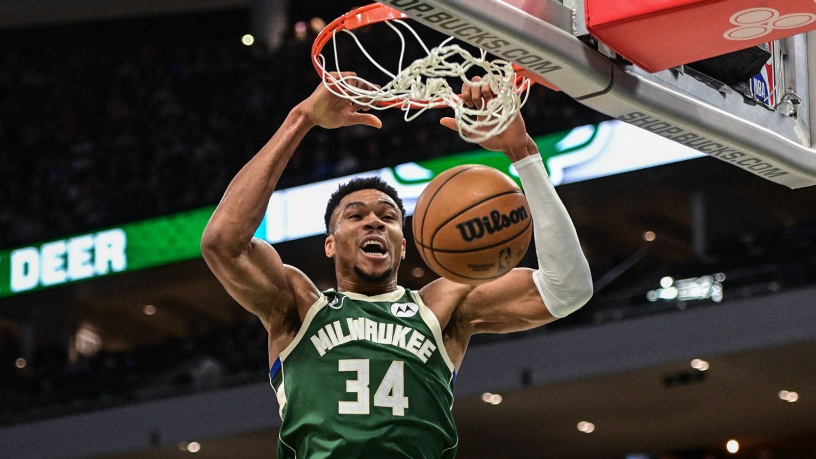 NBA Antetokounmpo knackt eigenen Karrierebestwert NBA News Sky Sport