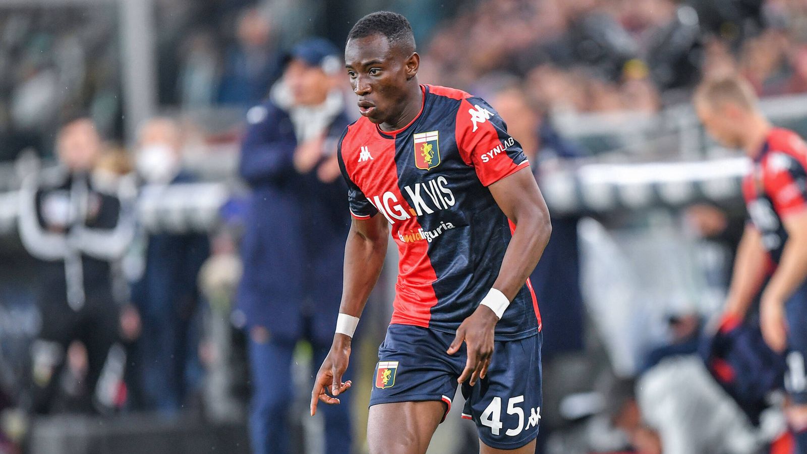 Bundesliga Augsburg holt Yeboah und Cardona Fußball News Sky Sport