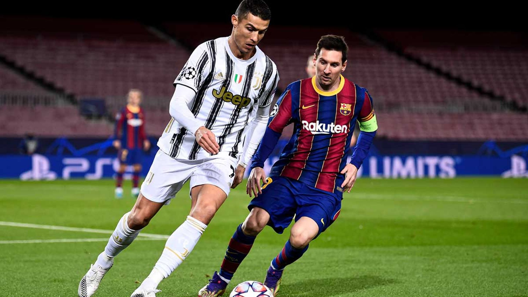 Image: Das letzte Duell zwischen Cristiano Ronaldo (l.) und Lionel ...