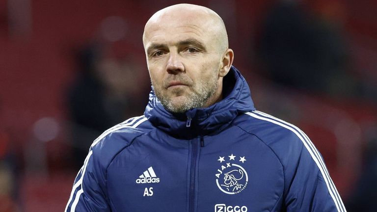 Ajax Amsterdam hat sich von Trainer Alfred Schreuder getrennt.