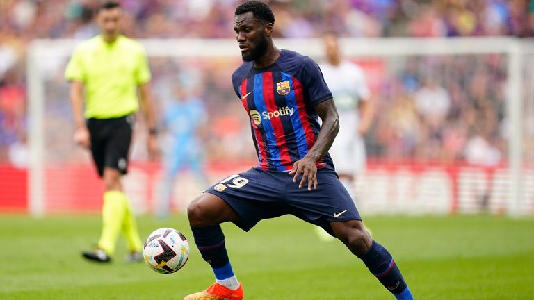 PLATZ 10: Franck Kissie (26/FC Barcelona) | aktueller Marktwert: 38,30 Millionen Euro | Verlust: -11,90 Millionen Euro