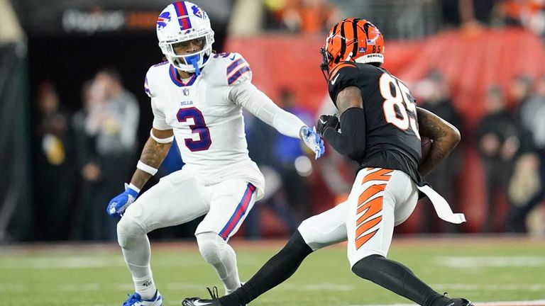 Damar Hamlin befindet sich nach seinem Herzstillstand während der Partie gegen die Bengals noch immer auf der Intensivstation.