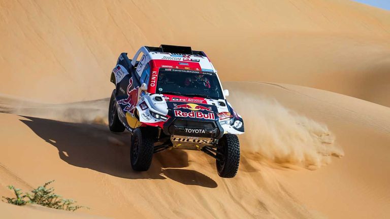 Nasser Al-Attiyah holt sich zum fünften Mal den Gesamtsieg bei der Rallye Dakar.