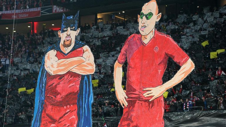 Bereits seit mehreren Jahren läuft ein Rechtsstreit zwischen dem FC Bayern und einem Karikaturisten.