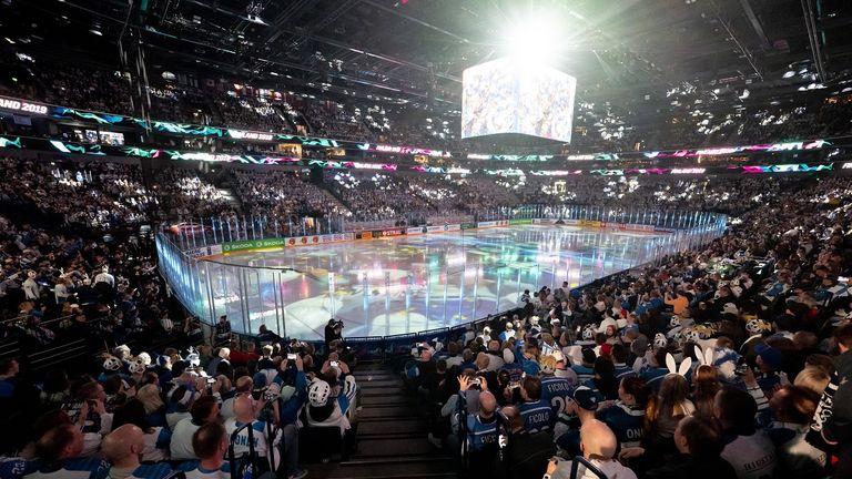 Im finnischen Tampere wird in der Nokia Arena am 28. Mai das Finale der Eishockey-Weltmeisterschaft stattfinden. Die Arena hat eine Kapazität von 13.500 Zuschauer. 