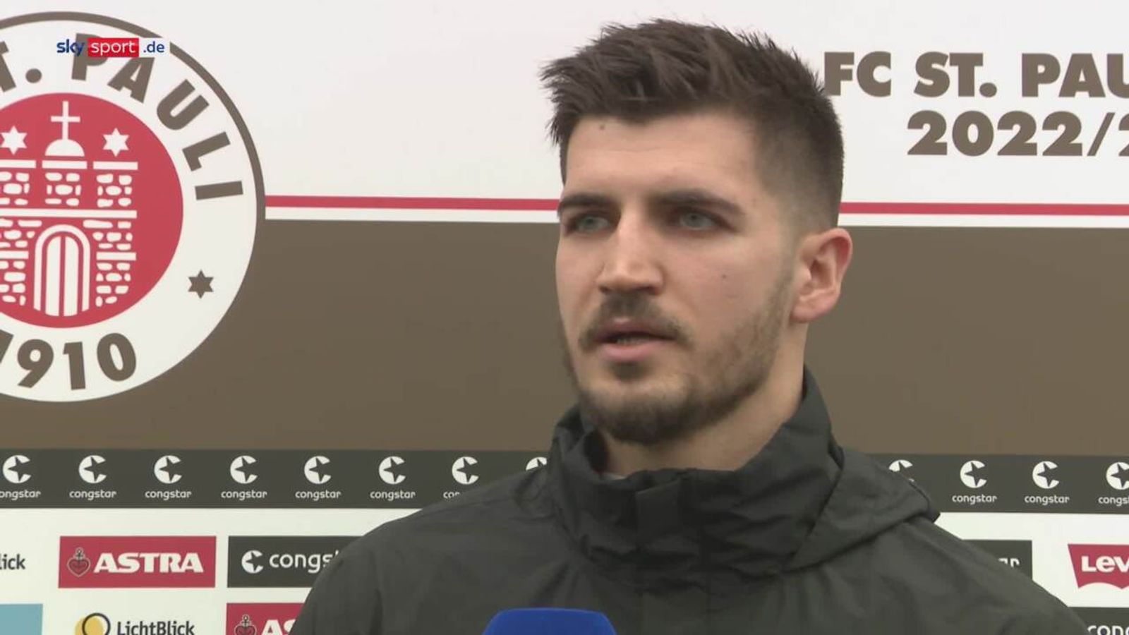FC St. Pauli PauliTorhüter Vasilj seit drei Spielen mit weißer Weste Fußball News Sky Sport