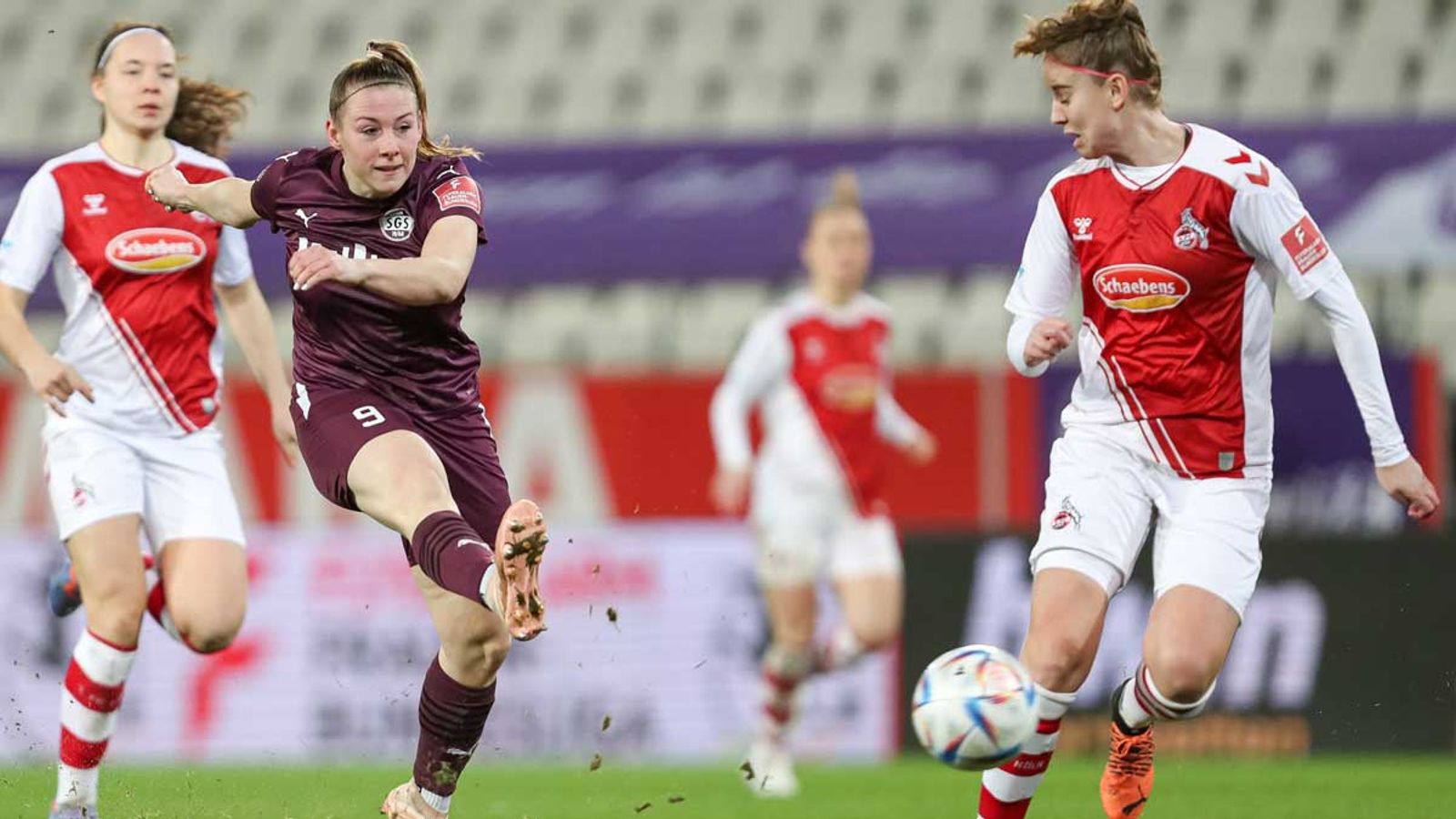 FrauenBundesliga SGS Essen besiegt den 1. FC Köln deutlich Fußball News Sky Sport