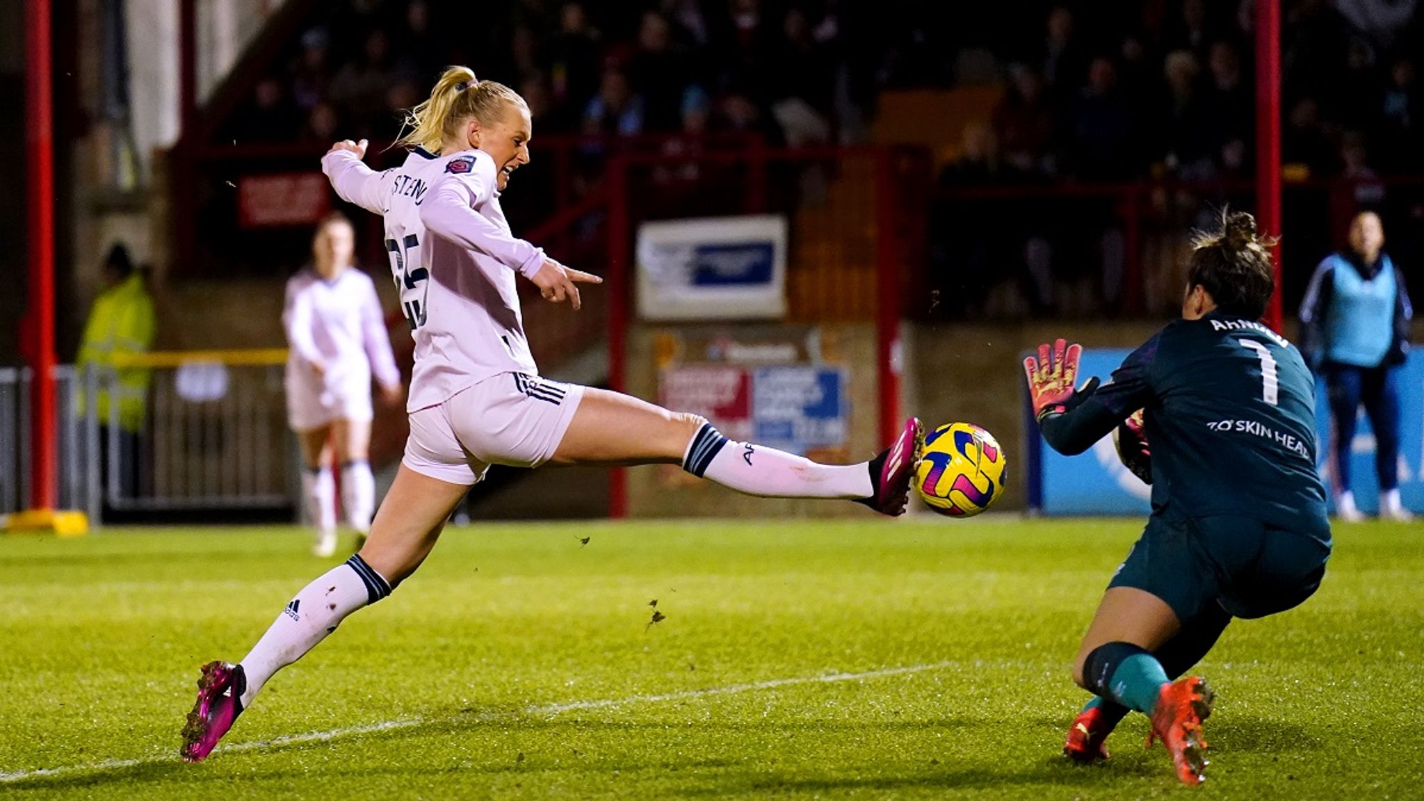 West Ham Manager woman