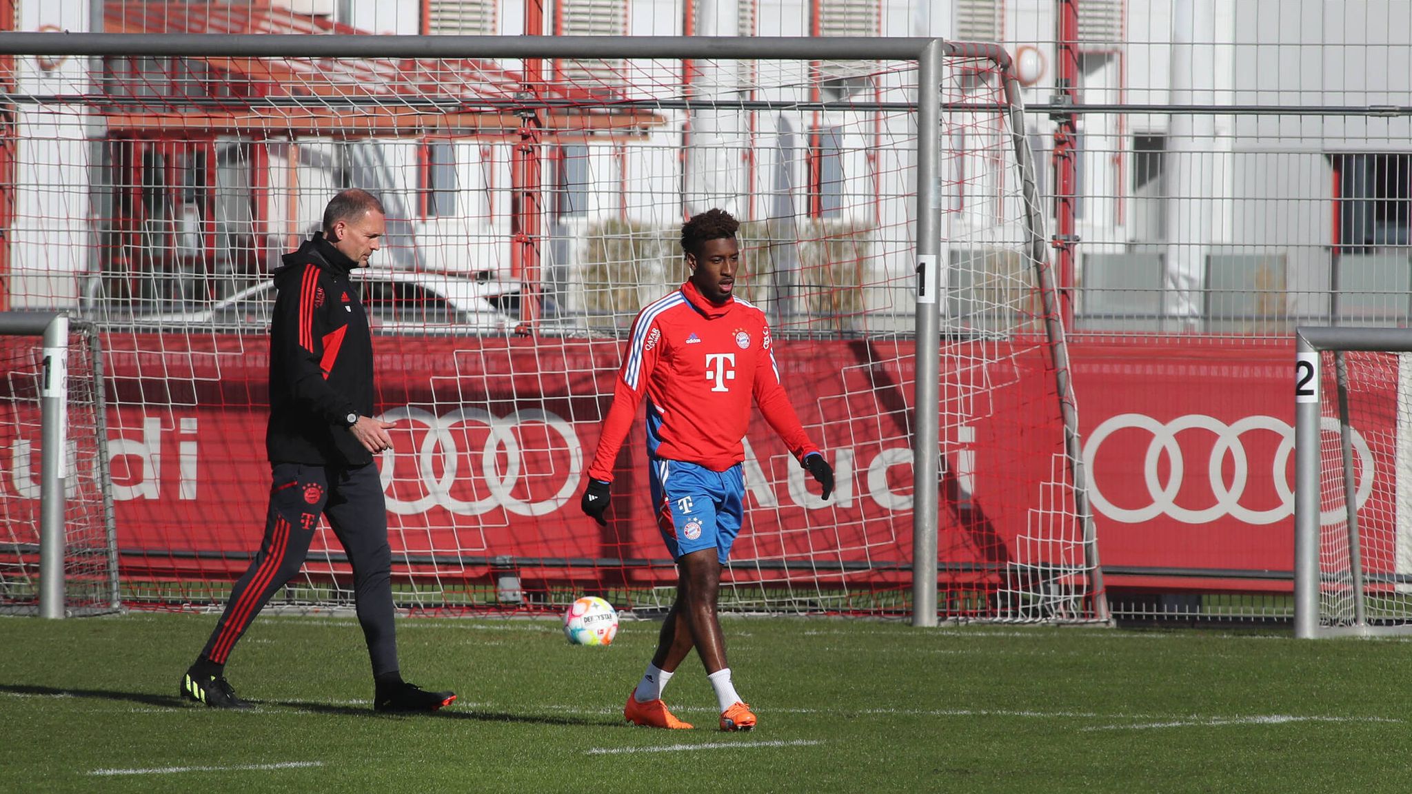 FC Bayern: Coman mit Extra-Schicht | Fußball News | Sky Sport