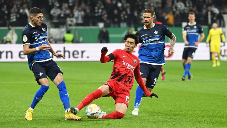 Eintracht Frankfurt im Pokal-Achtelfinale gegen Darmstadt 98.