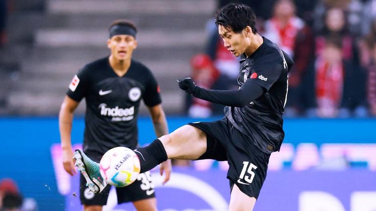 Daichi Kamada könnte von Eintracht Frankfurt zu Borussia Dortmund wechseln.