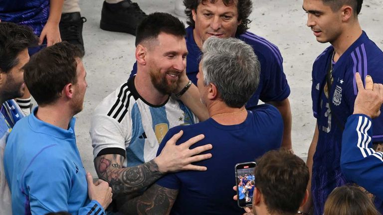 Kehrt Lionel Messi zum FC Barcelona zurück? Die Zukunft des argentinischen Superstars ist derzeit noch offen, sein Vertrag bei PSG endet nach dieser Saison.
