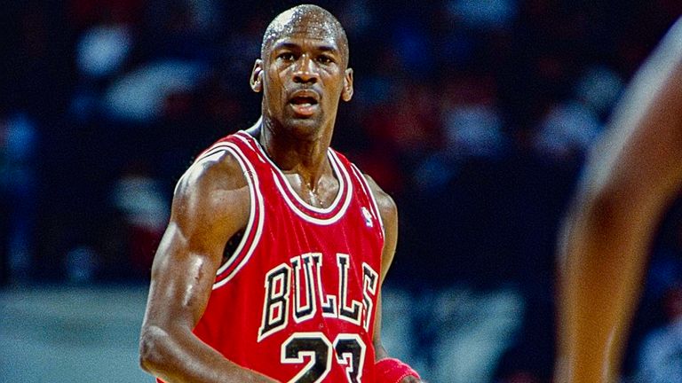 PLATZ 5: Michael Jordan - 32.292 Punkte