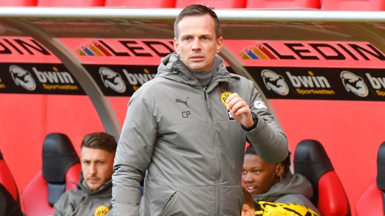Christian Preußer ist nicht mehr Trainer der zweiten Mannschaft von Borussia Dortmund.