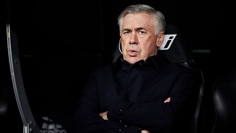 Der Trainerstuhl von Carlo Ancelotti bei Real Madrid wackelt offenbar.