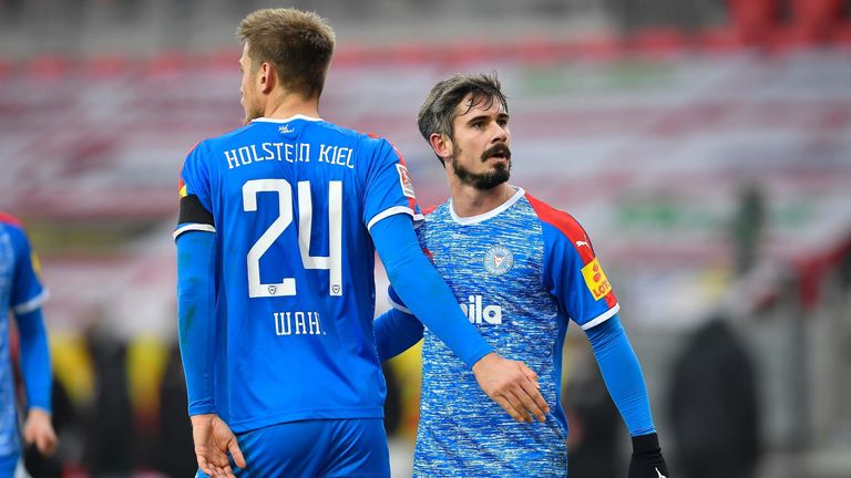 Hauke Wahl (l) und Fin Bartels (r ) verlassen zum Saisonende Holstein Kiel. 