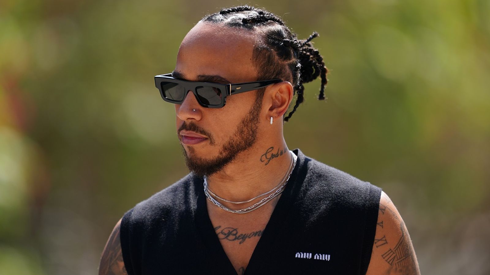 Formel 1 Hamilton trotzt weiter der SchmuckDebatte Formel 1 News