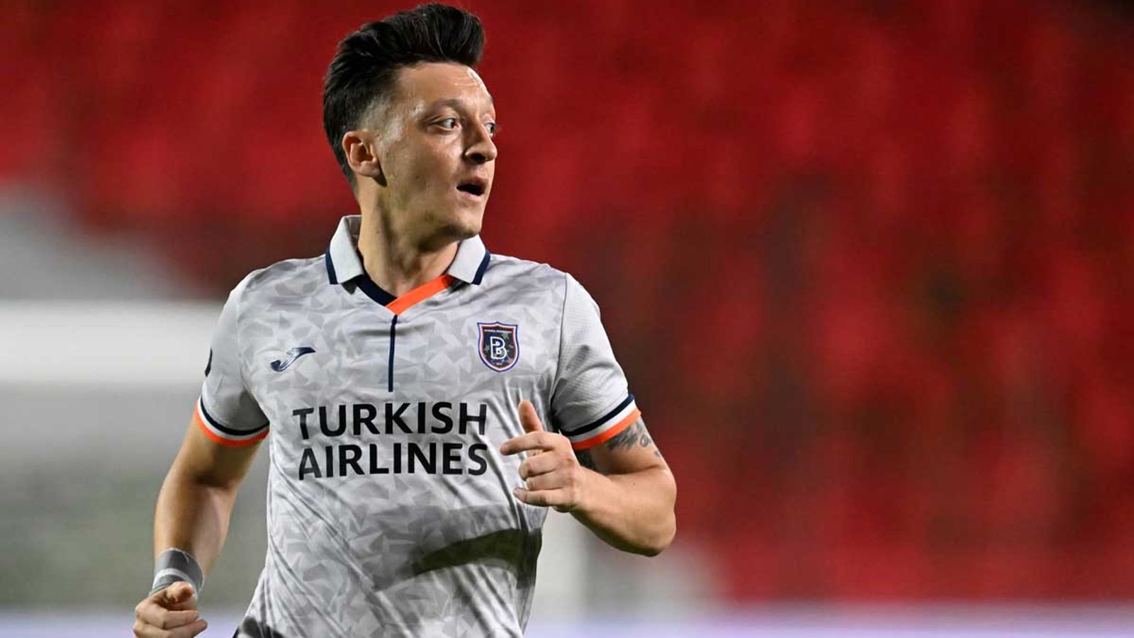 Mesut Özil verkündet sein Karriereende Fußball News Sky Sport