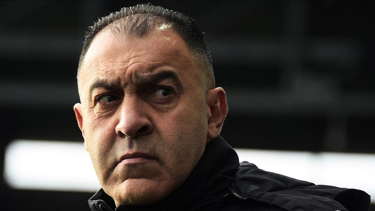 Abdel Bouhazama ist nicht länger Trainer von Angers.