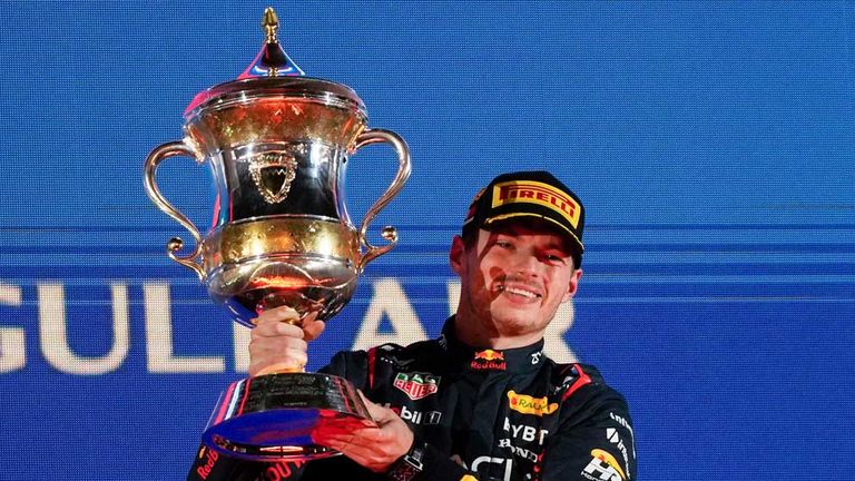 Max Verstappen (Red Bull) peilt 2023 den Titel-Hattrick an.