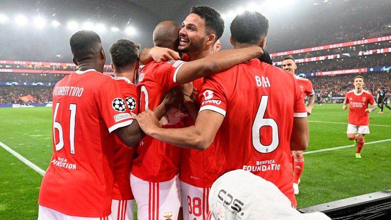 Benfica bejubelt den Einzug ins Viertelfinale. 