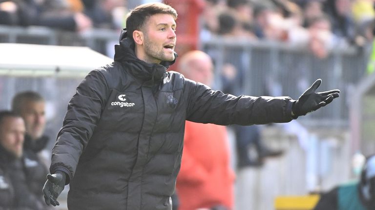 Acht Spiele, acht Siege: Trainer Fabian Hürzeler hat den FC St. Pauli zurück in die Erfolgsspur gebracht.