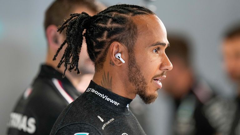 Mercedes-Fahrer Lewis Hamilton spricht darüber, manchmal aufhören zu wollen. 