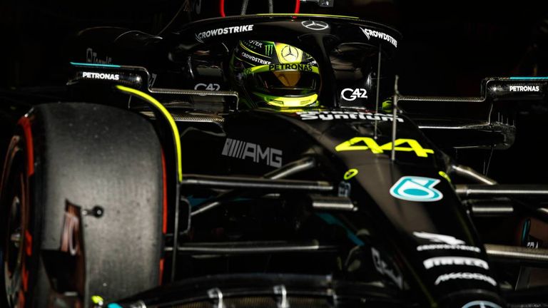 Die Unzufriedenheit bei Mercedes ist groß - nun kündigte der Rennstall radikale Änderungen für die kommenden Rennen an.