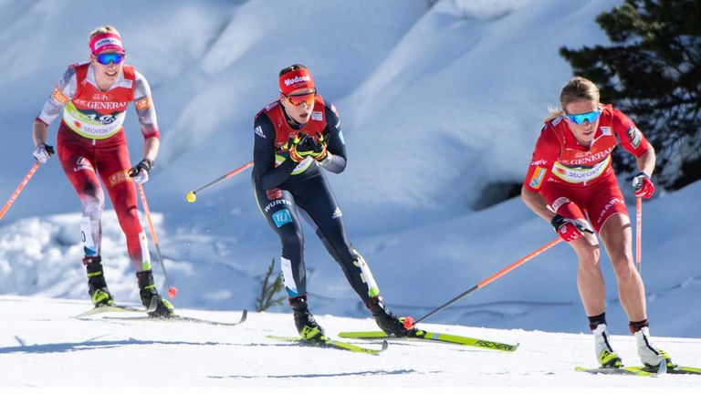 Die deutsche Langlauf-Mixed-Staffel um Katharina Hennig laufen in Falun aufs Podest.