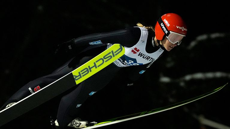 Katharina Althaus holt Bronze in Planica.