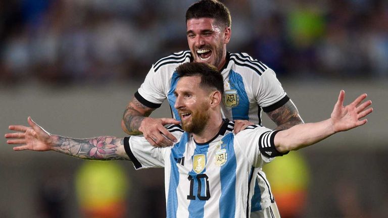 Das argentinische Trainingszentrum trägt ab sofort den Namen Lionel Andres Messi.