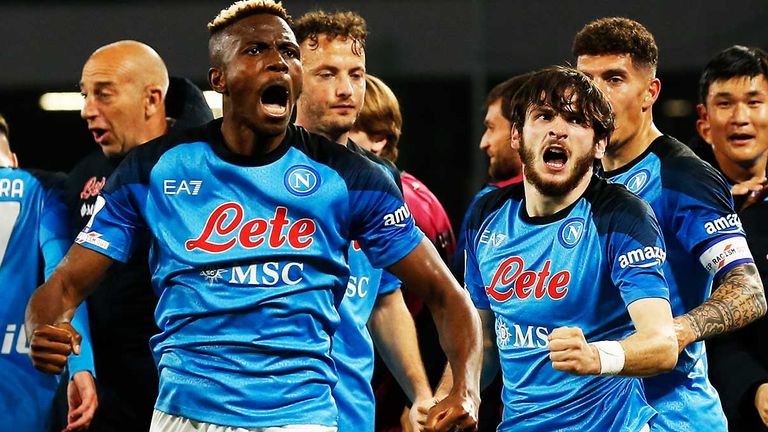 Drei Italienische Klubs im Viertelfinale der Champions League? Gelingt Napoli (Bild), Inter oder Milan der große Wurf?