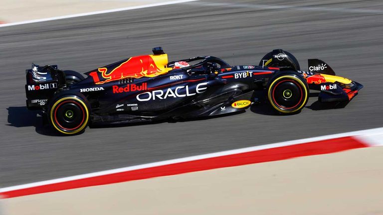 Red Bull (Max Verstappen im Bild) dominiert das 1. Freie Training in Bahrain.