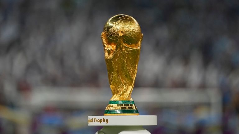 Objekt der Begierde: Wird der WM-Pokal 2030 in Spanien, Portugal oder Marokko vergeben?