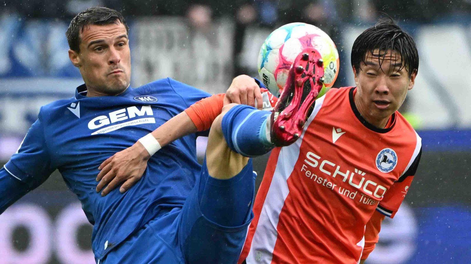 28. Spieltag: Karlsruher SC besiegt Arminia Bielefeld | Fußball News ...