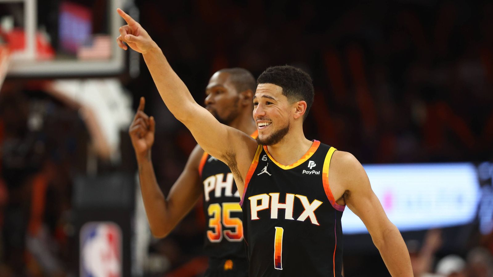 NBA Pheonix Suns gleichen PlayoffSerie gegen Clipper aus Celtics